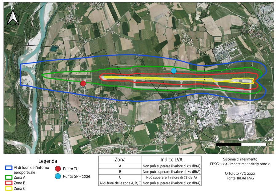 Mappa dell'intorno aeroportuale del Trieste Airport, con zone A, B e C a forma di fasce concentriche allungate lungo la pista, corrispondenti a limiti decrescenti di rumore (indice LVA da oltre 75 a 60 dB(A)), e localizzazione di due punti di misura del rumore.