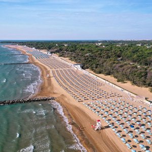 immagine anteprima per la notizia: balneazione: esito delle analisi a inizio stagione